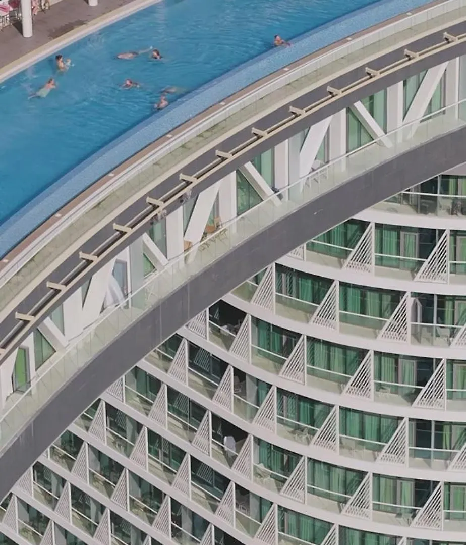 Serenity Suites Studio In Seven Palm Corner View Dubai