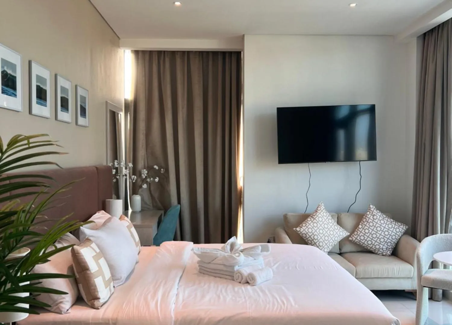 Serenity Suites Studio In Seven Palm Corner View Dubai 0*,  United Arab Emirates