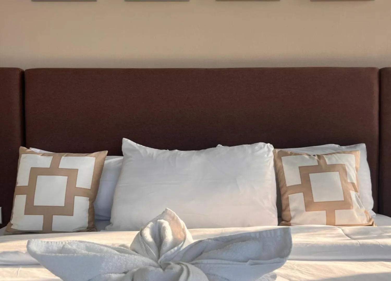Apartment Serenity Suites Studio In Seven Palm Corner View Dubai