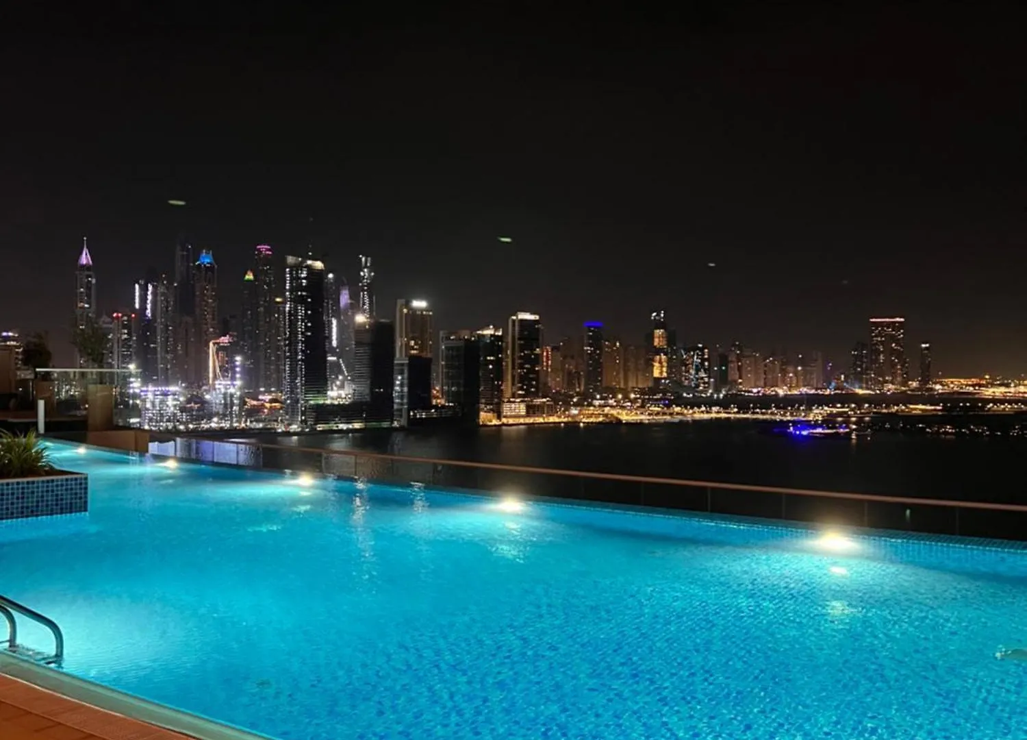 Serenity Suites Studio In Seven Palm Corner View Dubai Apartment